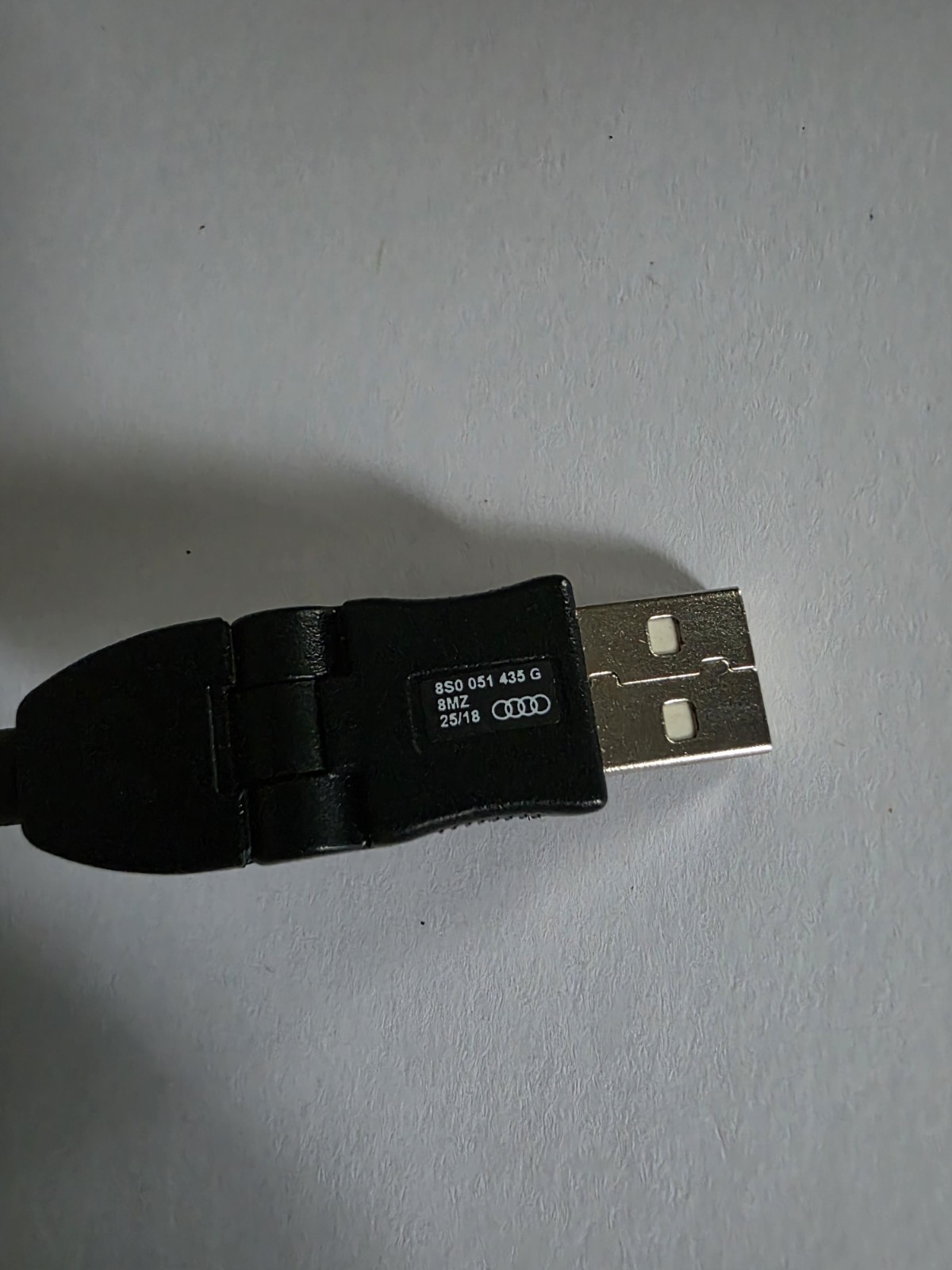 GENUINE OEM AUDI USB TO USB-C ADAPTER CABLE 8S0 051 435 A “18 YEARS ON EBAY”