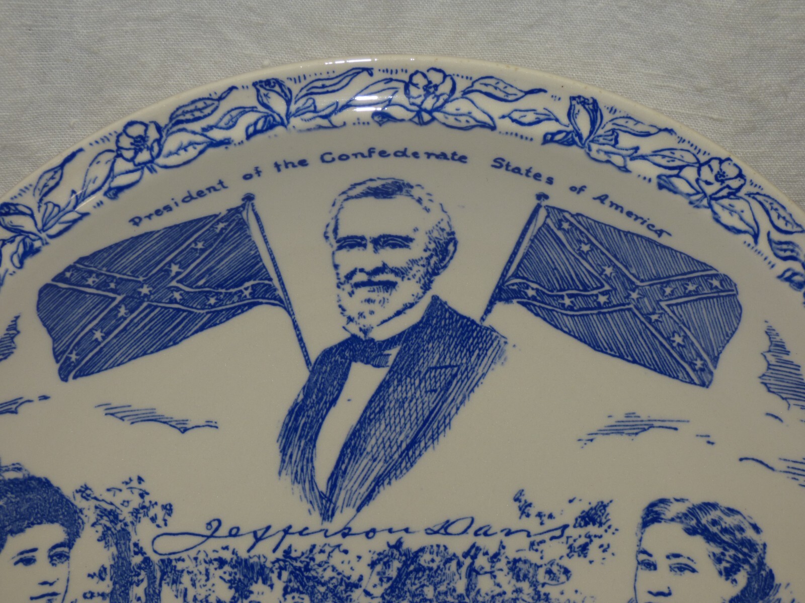 Vintage Vernon Kilns BEAUVOIR Jefferson Davis Home White Blue Ceramic Plate 10"