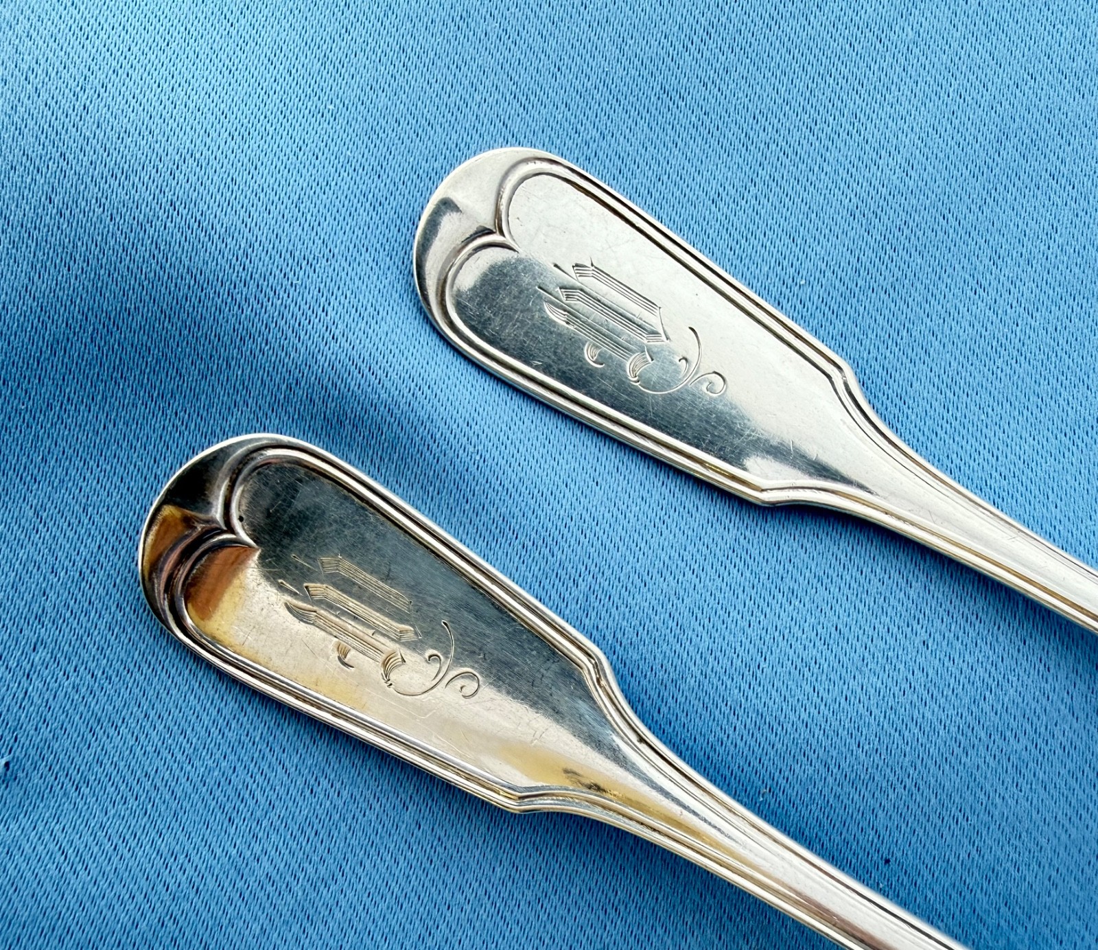 Lot of 4 Coin Silver Forks 2 Dinner,2 Salad,Mixed Makers Mono 191 Gr