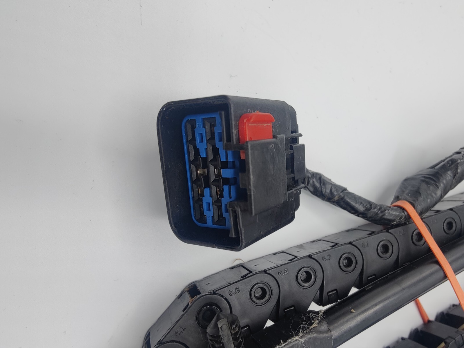 Mopar 10-18 Town Country Gran Caravan Routan Sliding Door Right Wire Track OEM