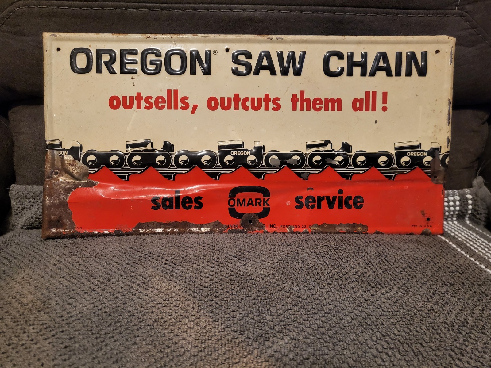Oregon Chainsaw Advertising Sign, EARLY HEAVY METAL NOT TIN TACKER..