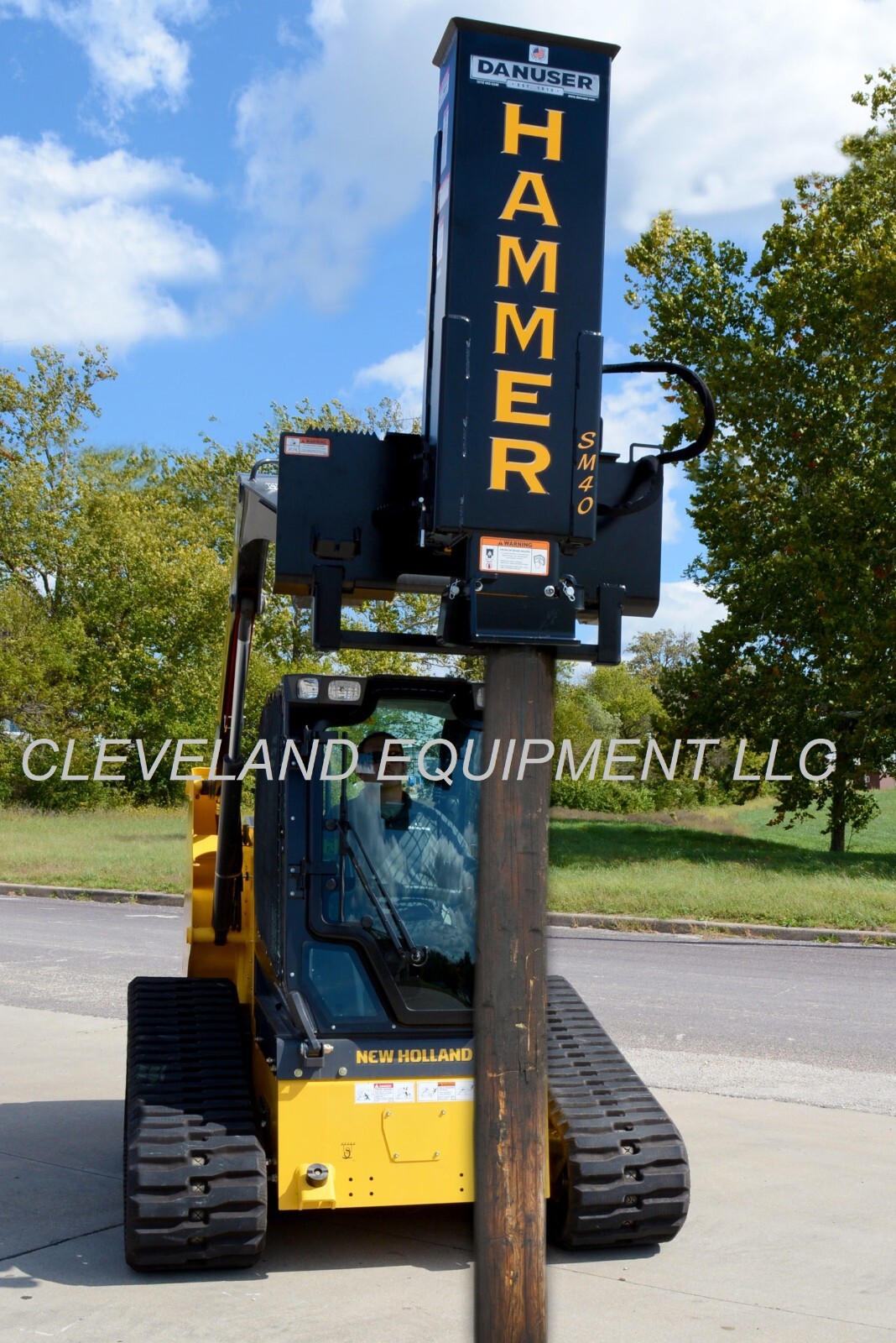 NEW DANUSER SM40 HAMMER FENCE POST DRIVER ATTACHMENT Skid-Steer Loader Tractor