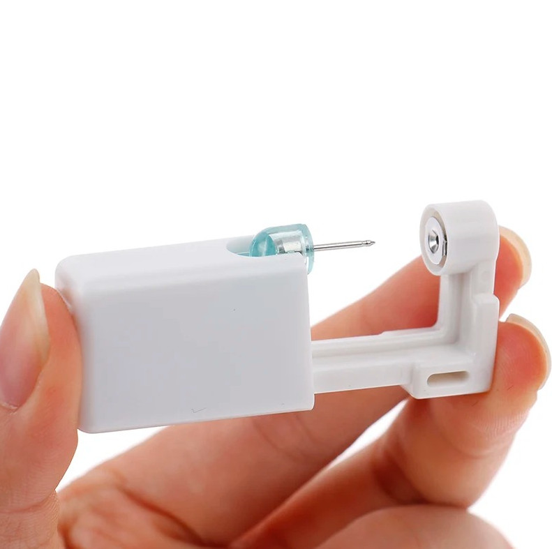 1pc Disposable Ear Piercing Gun Kit 4mm Stud Sterile Piercer Tool Set - NEW