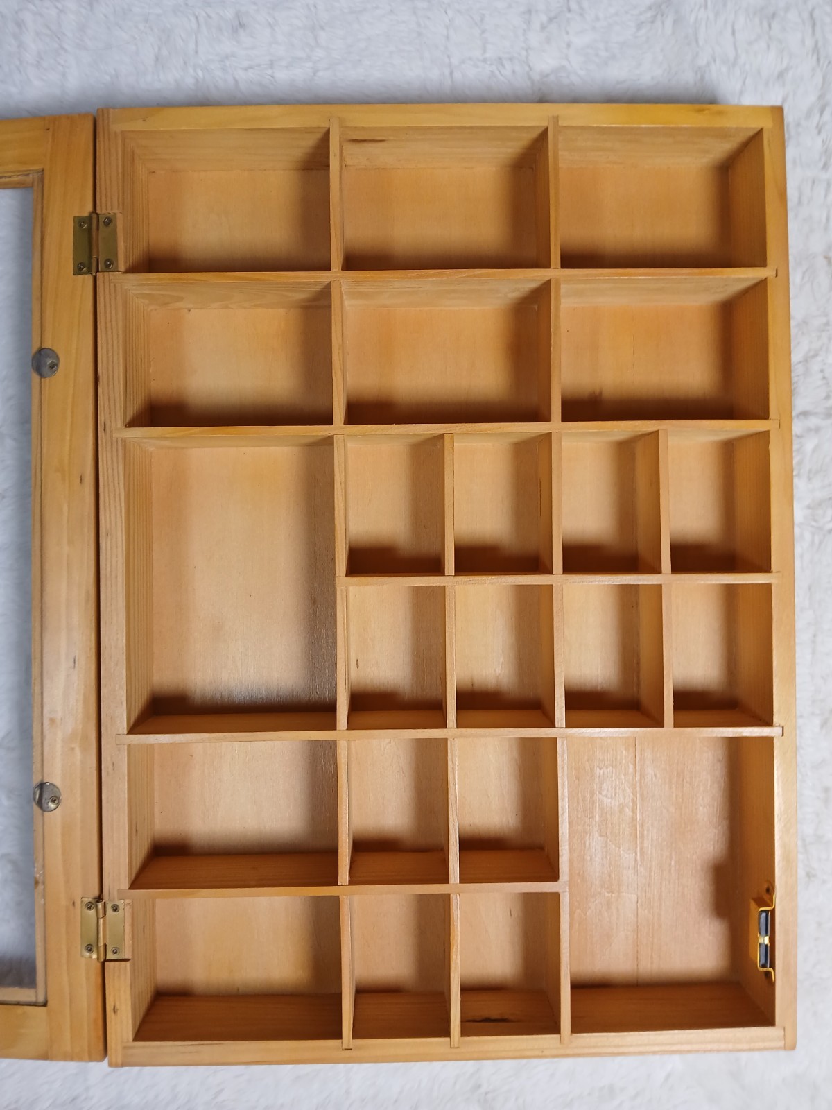 Vintage wood shadow box wall cabinet 22 Compartments Light Wood 16×11