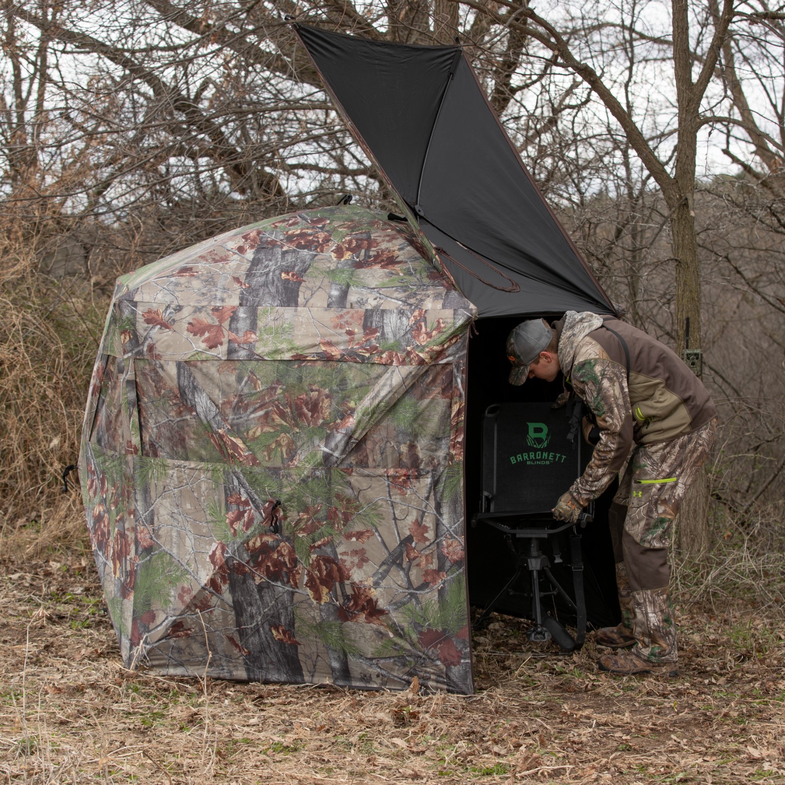 Barronett Blinds® Feather Five, Portable Hunting Blind, 84” x 84” x 72”, FF500BW