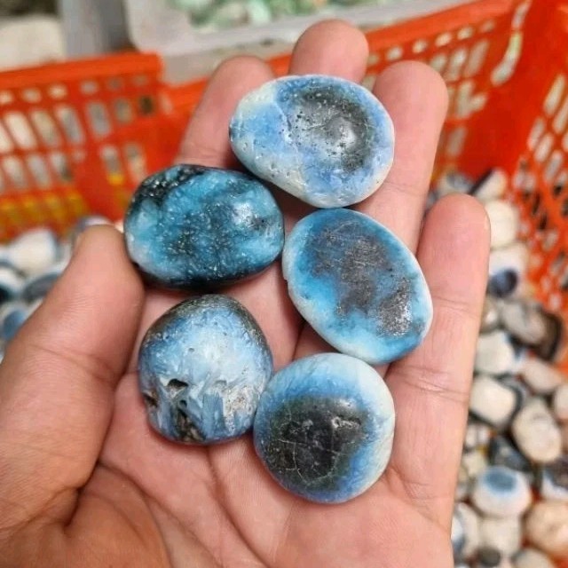 1 KG LOT NATURAL UNTREATED HIGH QUALITY ROUGH BLUE ICE GLACIERITE SPECIMEN