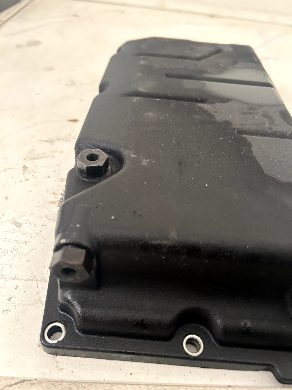 17-24 Harley FLHTCUTG Tri Glide Ultra Transmission Oil Tank Bottom Pan