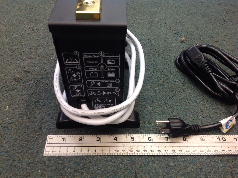 24 Volt 8 Amp battery Charger Power Wheelchair Jazzy pride scooter mobility