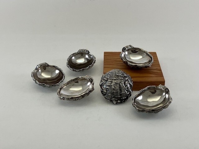 Set of 6 Silver Odiot Shells, suitable for Wedding or Christening