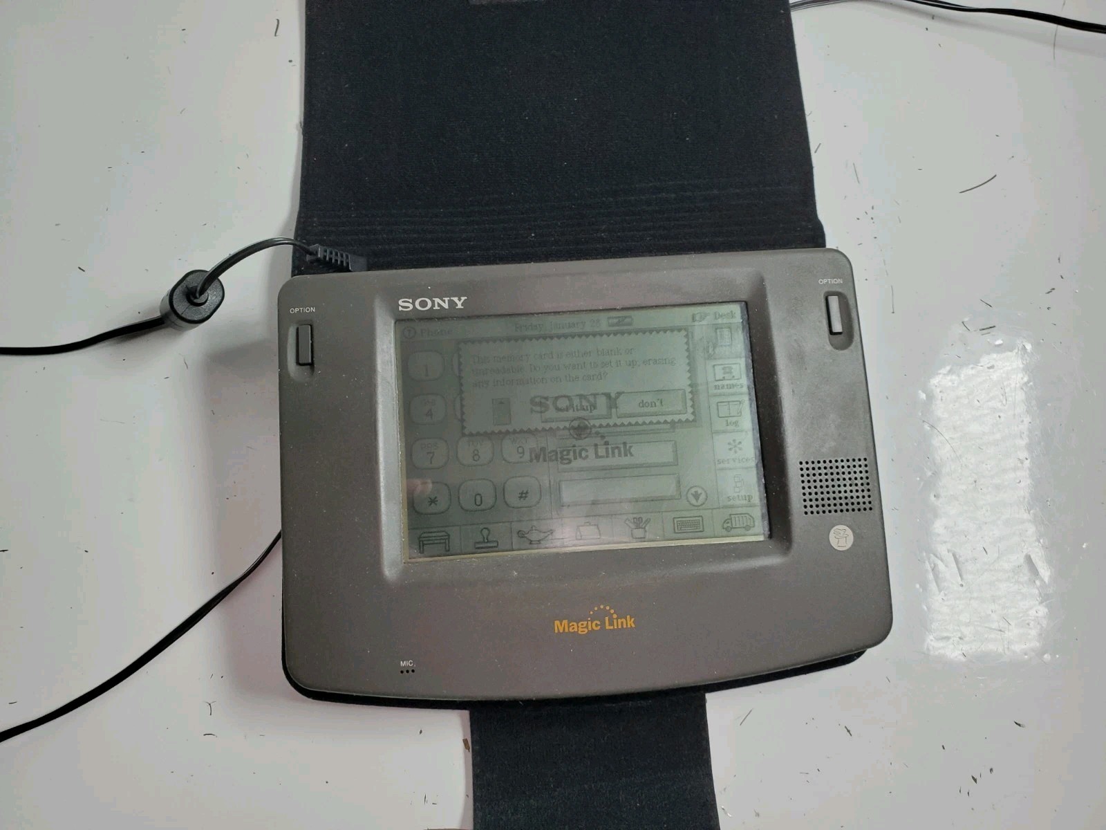 Sony PIC-1000 Magic Link With Power Adapter & Cover - Tested Working