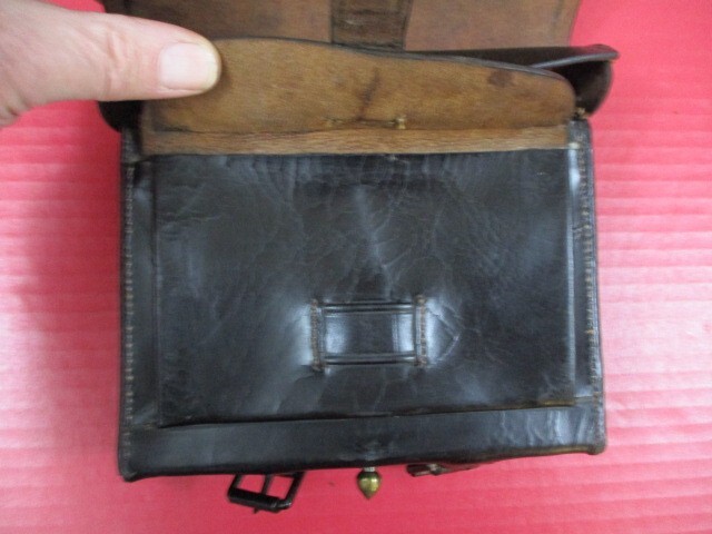 Civil War Union 1855 Rifleman's Leather Cartridge Box w/Tin Inserts - Original 3