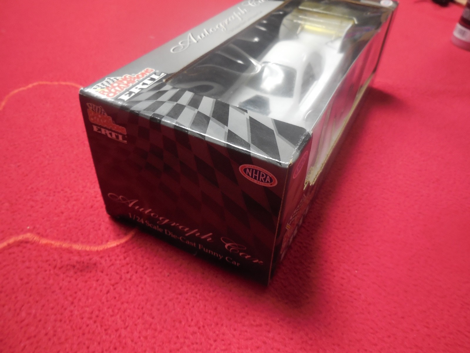 Racing Champions 1:24 scale all white Ford Mustang Funny Car "Autograph" car