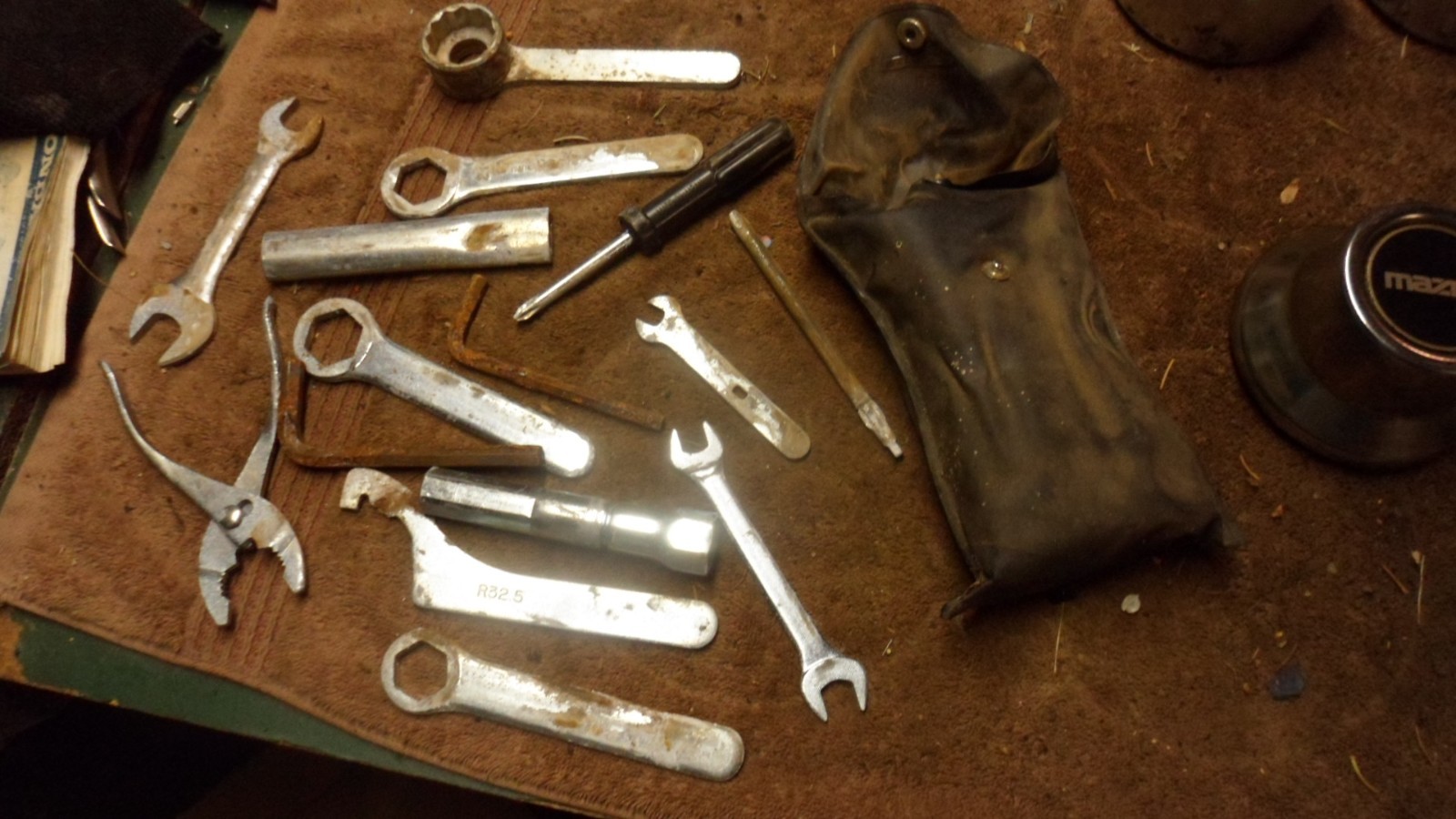 90's 1993 93 Suzuki GSX1100 gsx 1100 Tool Kit tools pouch oem look!