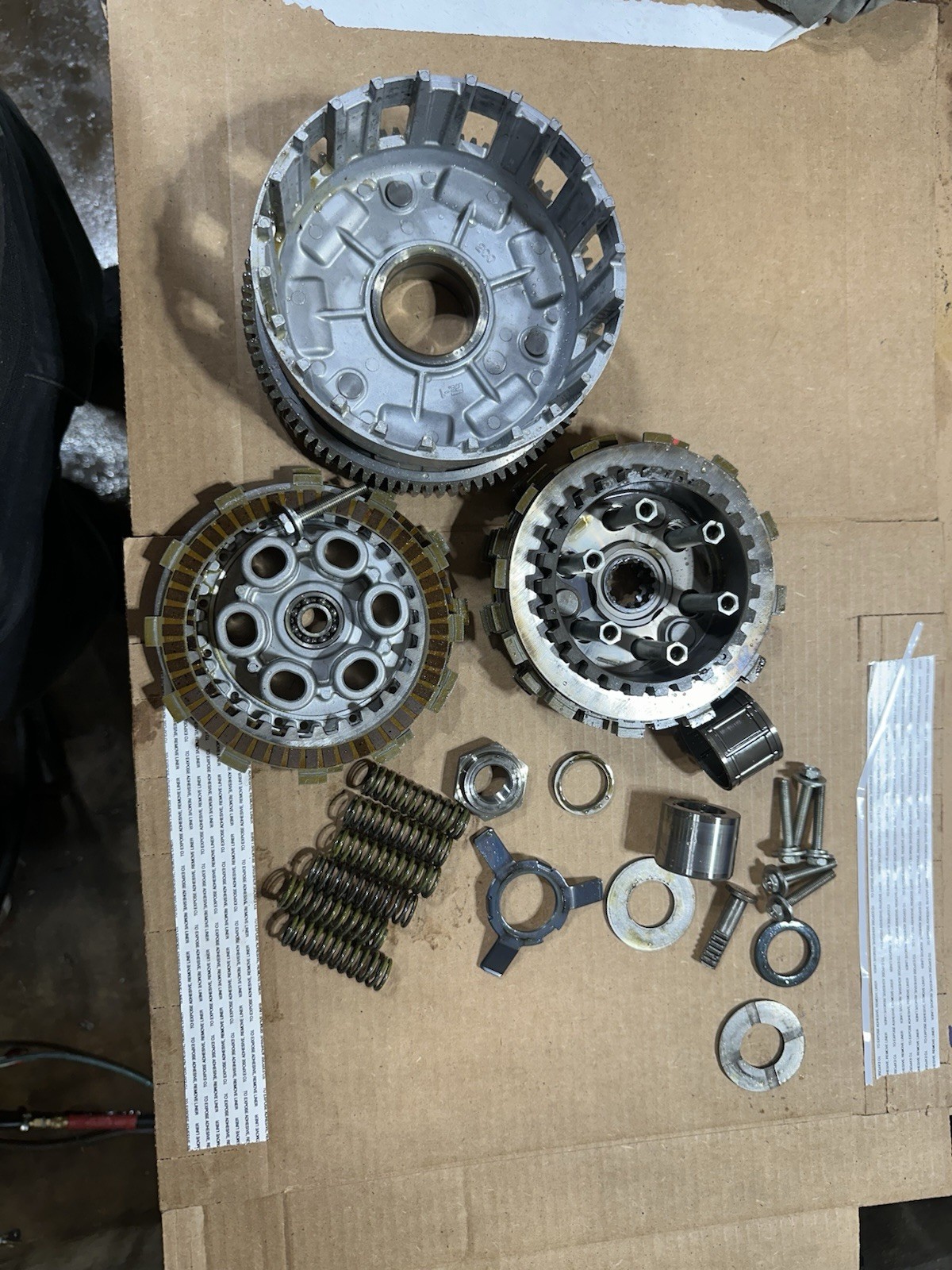 2008-2016 YAMAHA R6 COMPLETE OEM CLUTCH BASKET ASSEMBLY W/PLATES/DISKS