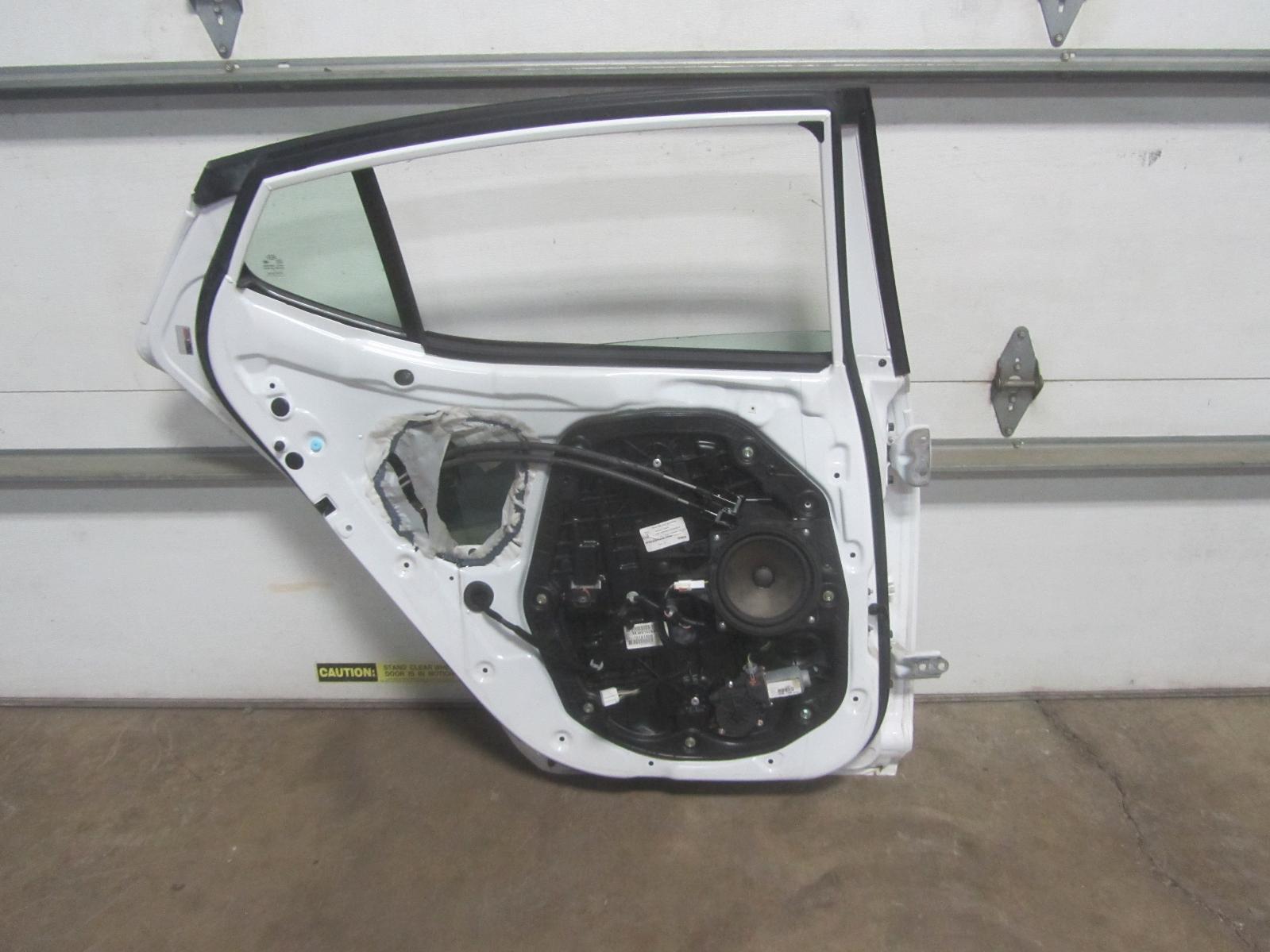 11-15 KIA OPTIMA LR Left Driver Rear Door Left Rear Door Snow White Pearl SWP