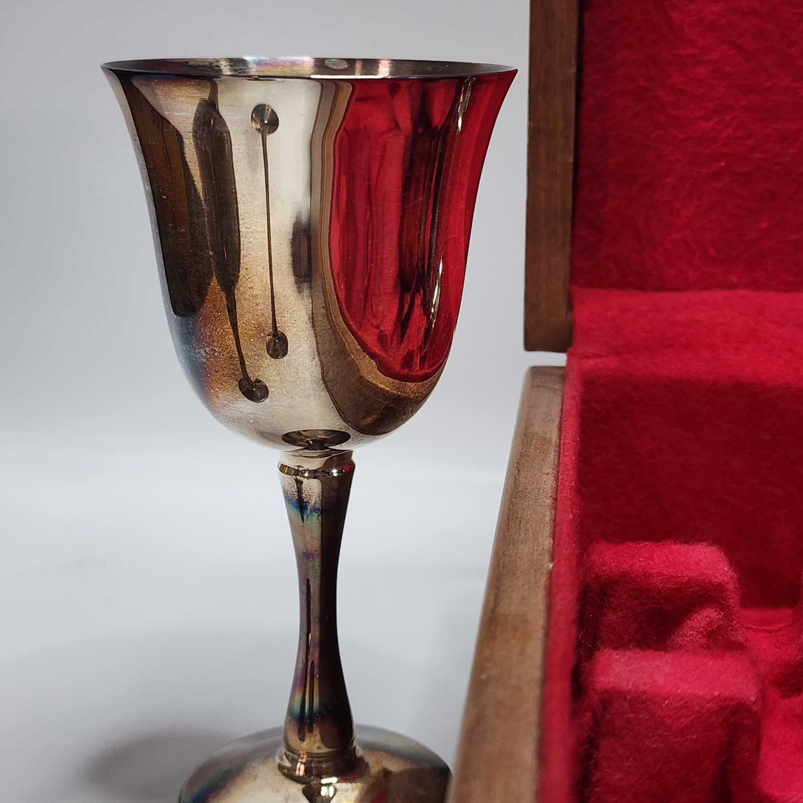 Set of 8 Vtg SALEM Portugal Silverplate water/wine Chalices/Goblets, 6.75" Case