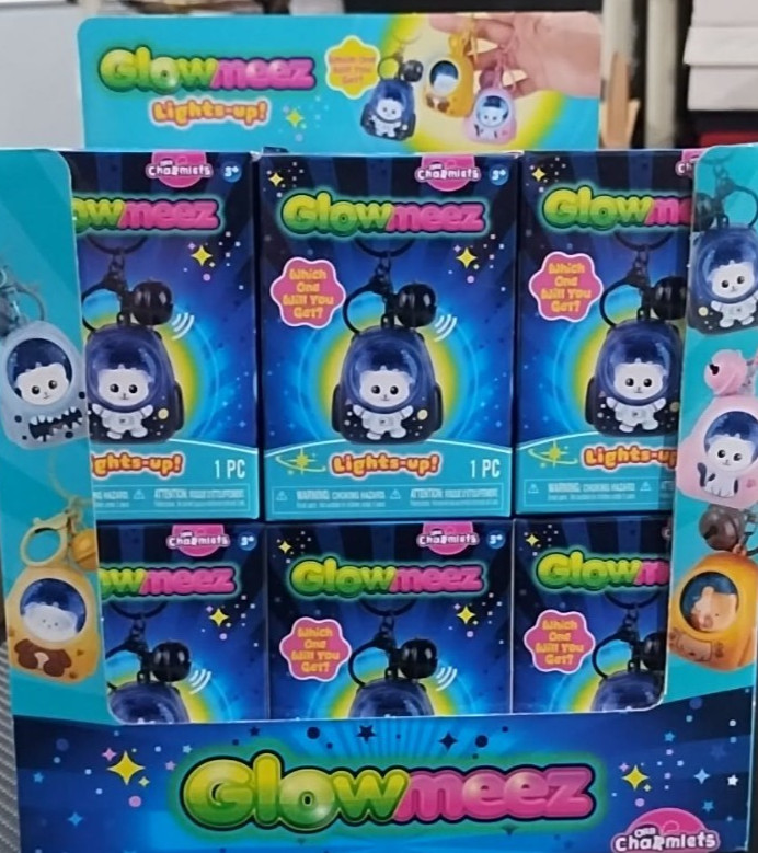 GLOWMEEZ Lights-Up FULL CASE 24X Brand New In Box UNOPENED LOT OF 24