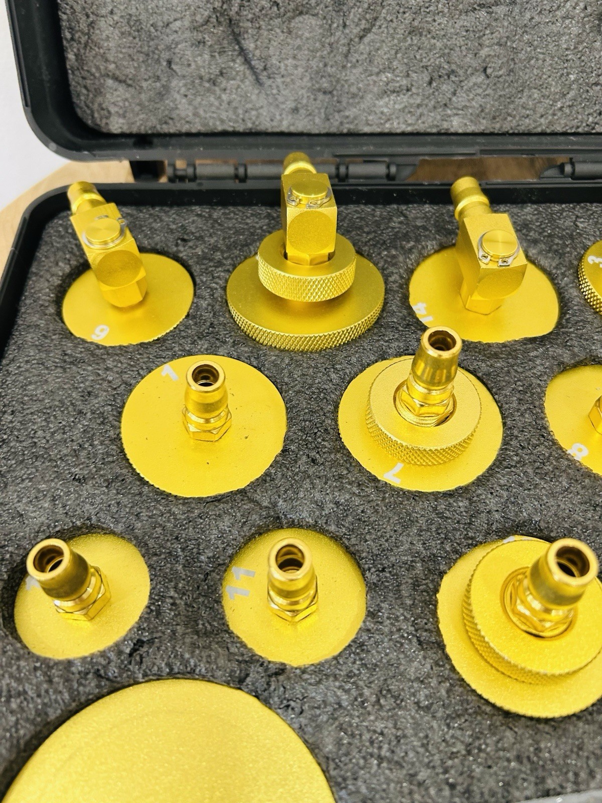 17Pcs Master Cylinder Brake Bleeder Adapter Kit For Brake Fluid Bleeder Machine