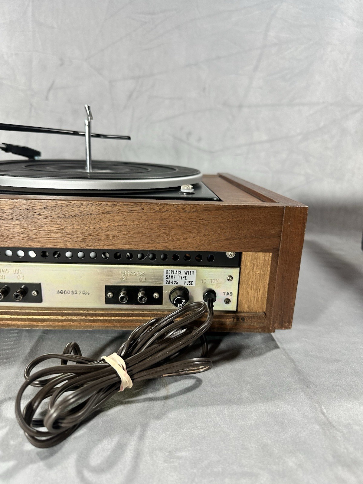 Realistic components music system model MC-2000 great condition