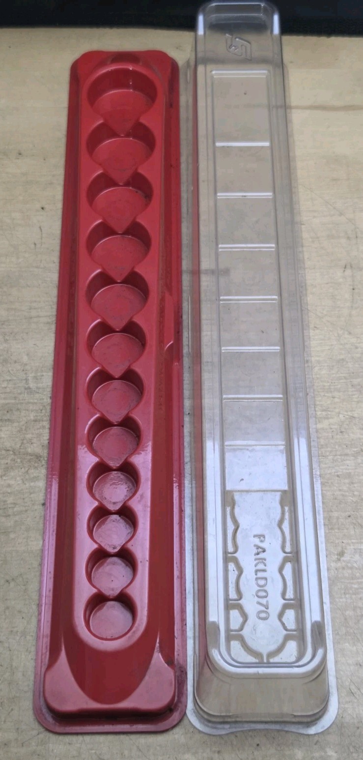 New SnapOn PAKTY223-Magnetic Tray W/ Lid For-3/8 Dr 12Pc SAE Shallow Imp Skt Set