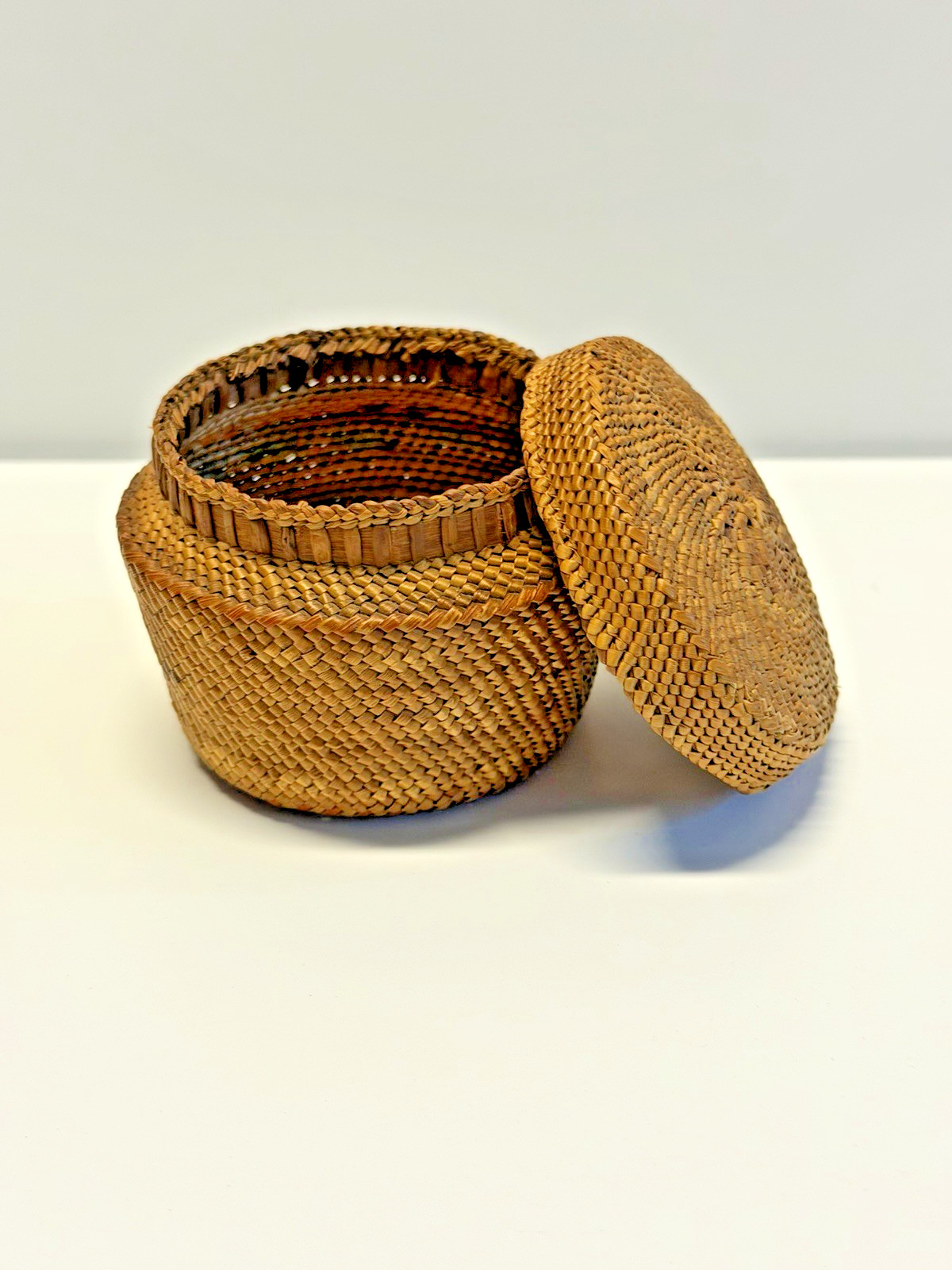 Native American Indian Weaved Lidded Nootka Basket; Small 3"; Early 1900's; #B20
