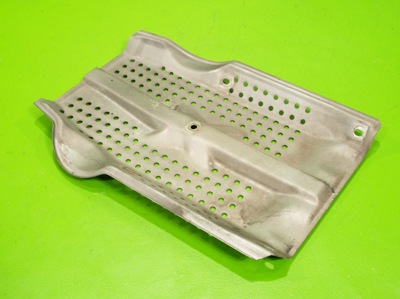 00-06 Audi TT OEM exhaust cat converter lower bottom heat shield guard cover