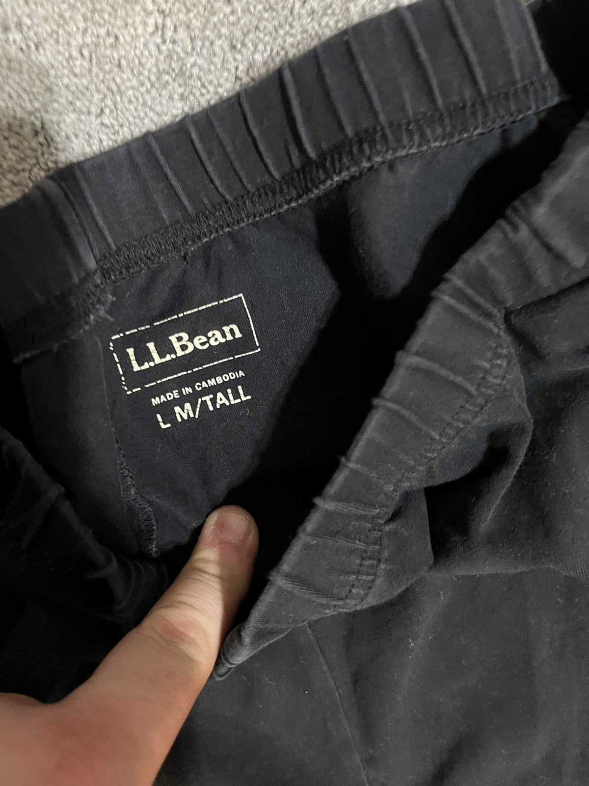 LL Bean Perfect Fit Tapered Leg Black Stretch Pocket Pants 252077 Women L M/Tall