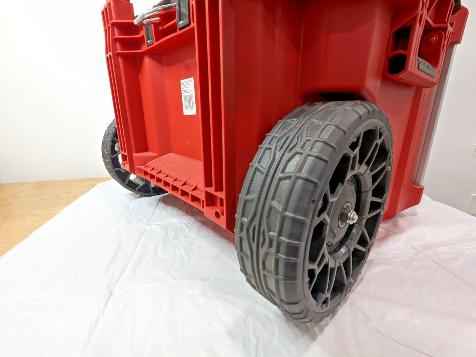 Milwaukee PACKOUT Rolling Tool Box 48-22-8426