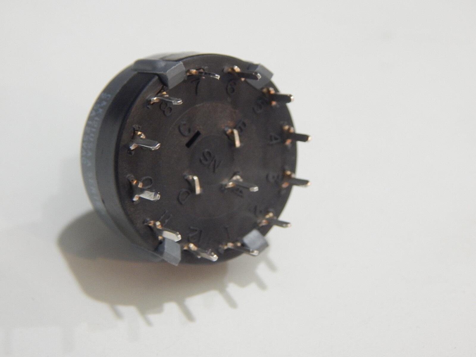 C&K A10003RNCQ 1 POLE 12 POSITION 12 THROW ROTARY SWITCH NO - NC SP12T 2.5A 125V