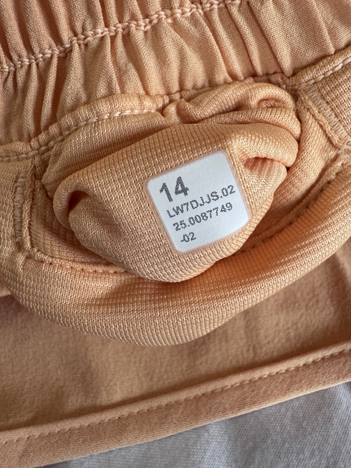 NEW Lululemon Hotty Hot Shorts Size 14 HR High Rise 2.5” Lined Rock Melon NWT