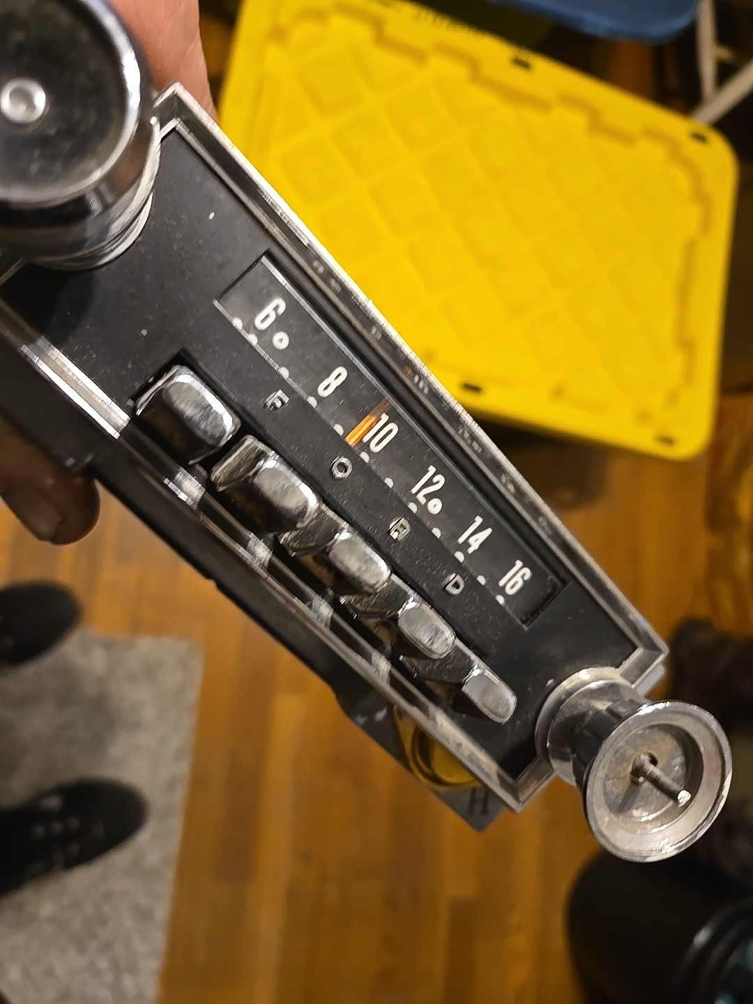 1963-64 Ford Galaxie Fairlane AM Radio XL500 FOMOCO 3TMF 192066 NICE! 12V