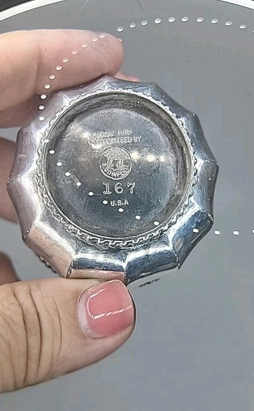 Antique Meriden B Company Pair Of Silver Plated Open Salt Cellars Fluted Design