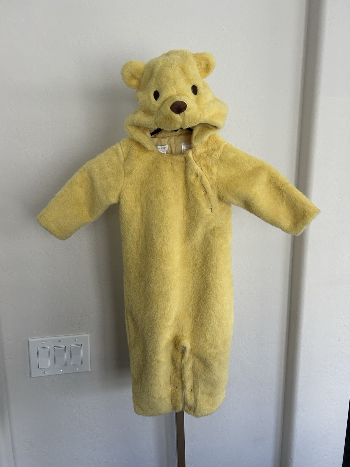 Pottery Barn Kids Winnie The Pooh Disney Costume Dress Up 12-24 Months