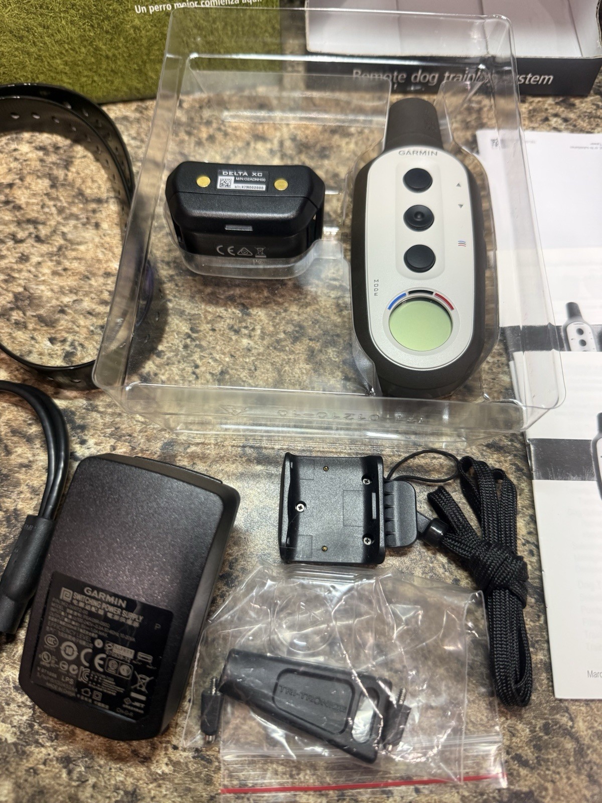 Garmin Delta XC Dog Training Collar & Transmitter NEW OPEN BOX