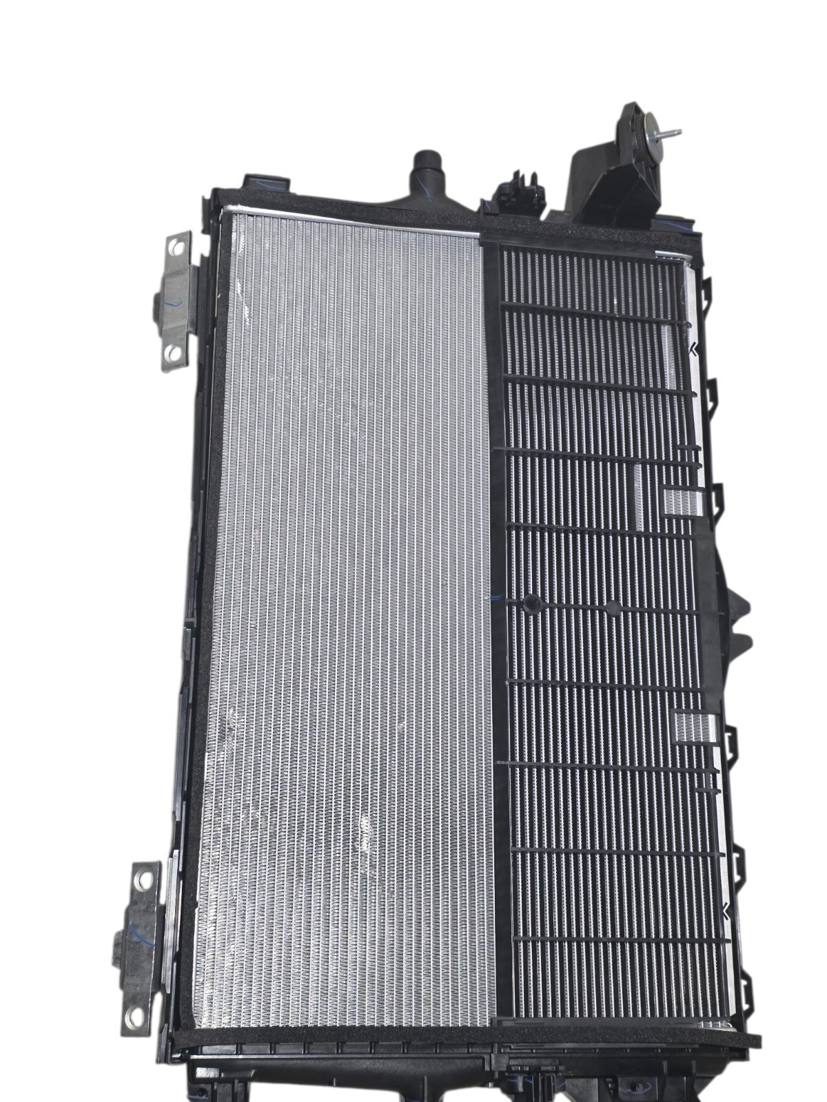 1494175-00-A Tesla Model 3 Model Y Radiator Cooling Fan Shroud Assembly OEM