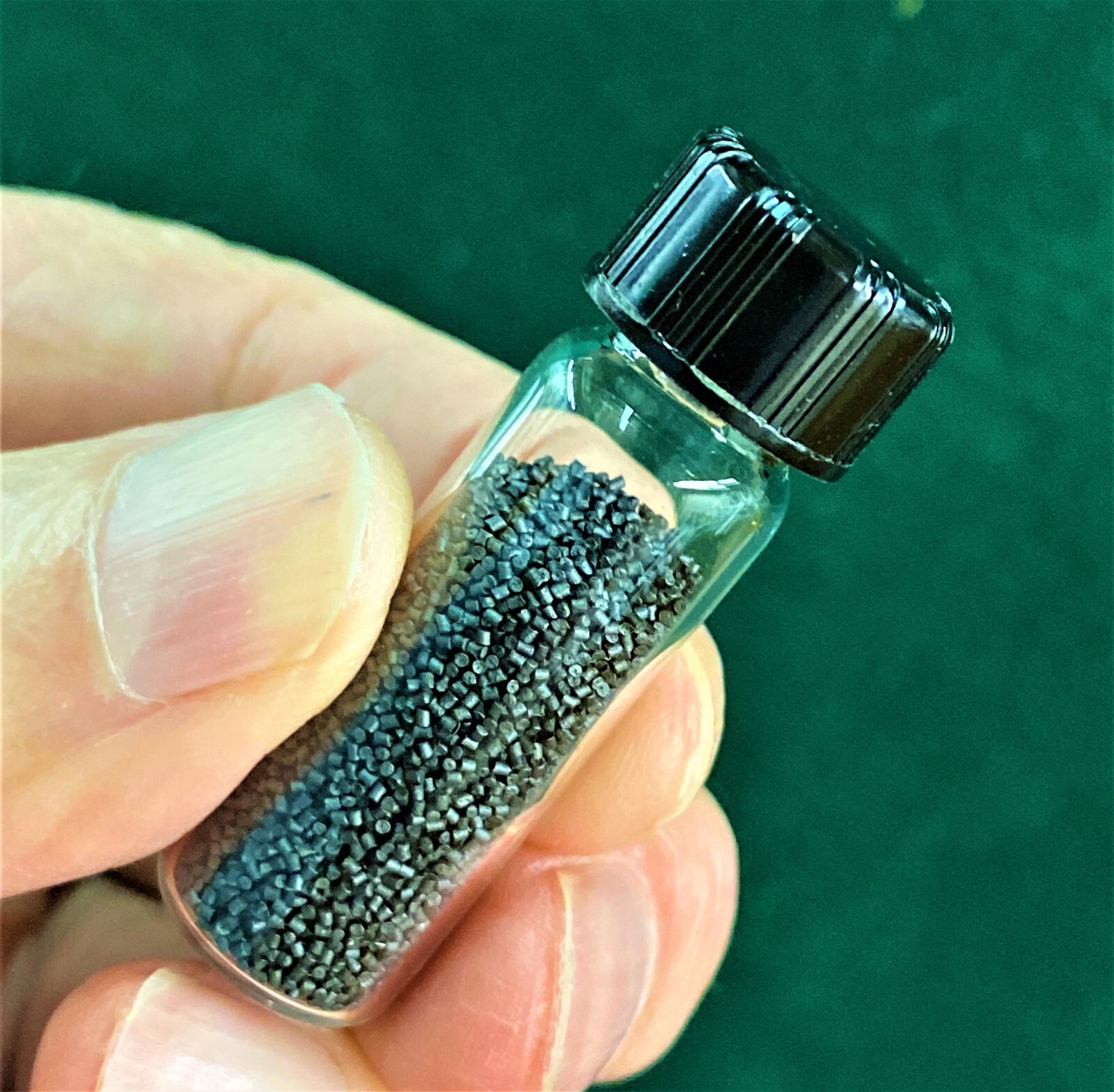 PRE-WEIGHT POWDER BOTTLES