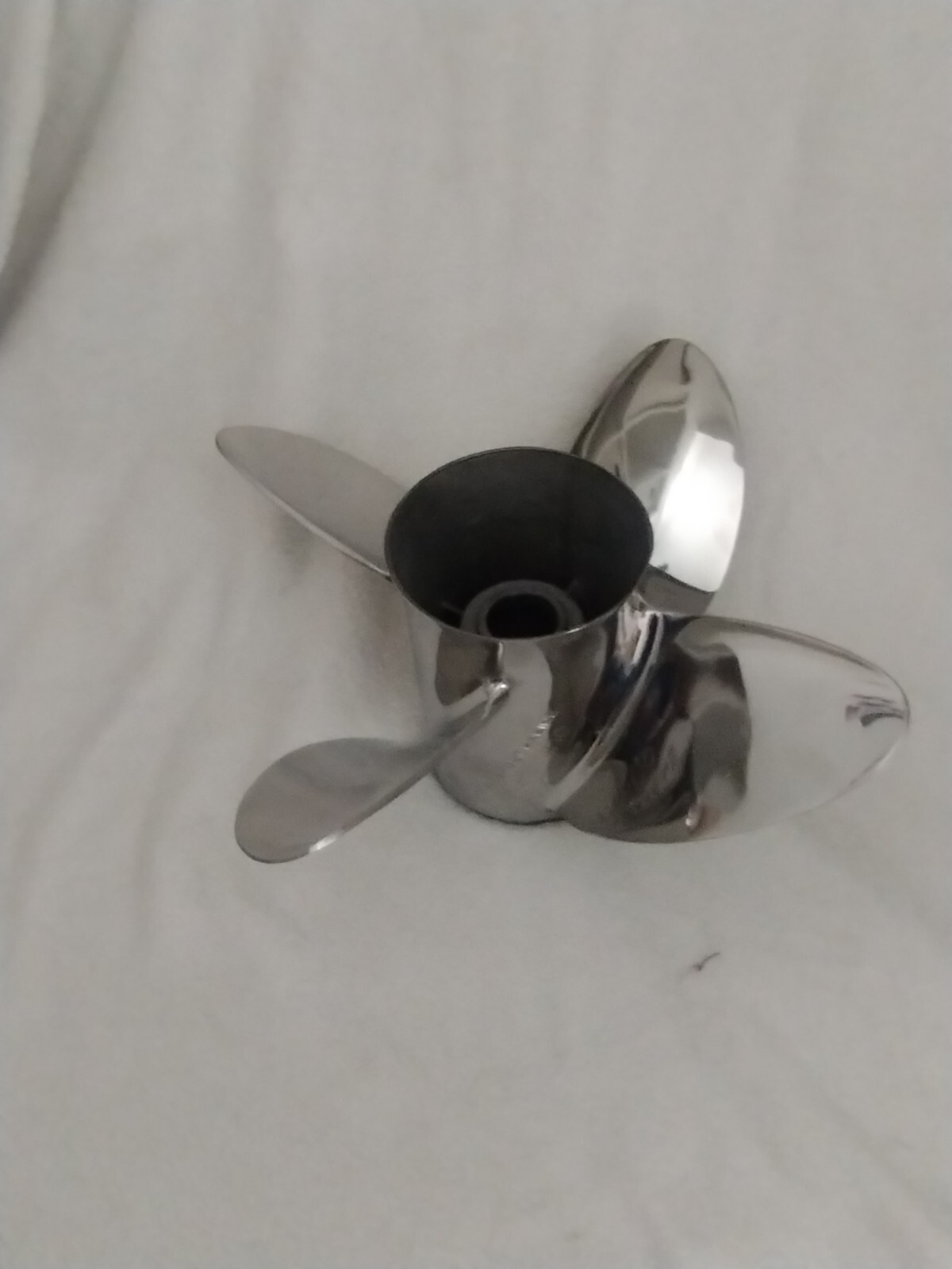 propeller 4 blade SS Right 26 Pitch. For Mercruiser Bravo 1 Labbed. Made In USA