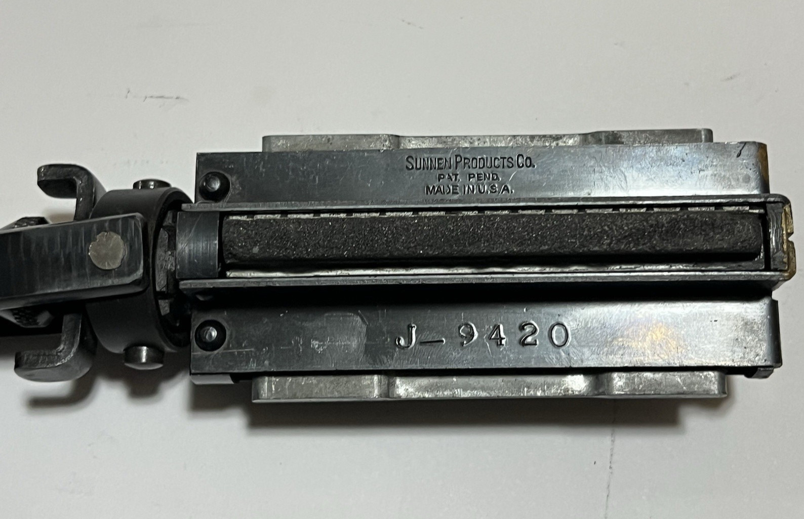 Sunnen J-9420 Junior Cylinder Bore Hone Set in Box w Stones 2-1/8" - 2-7/8" USA