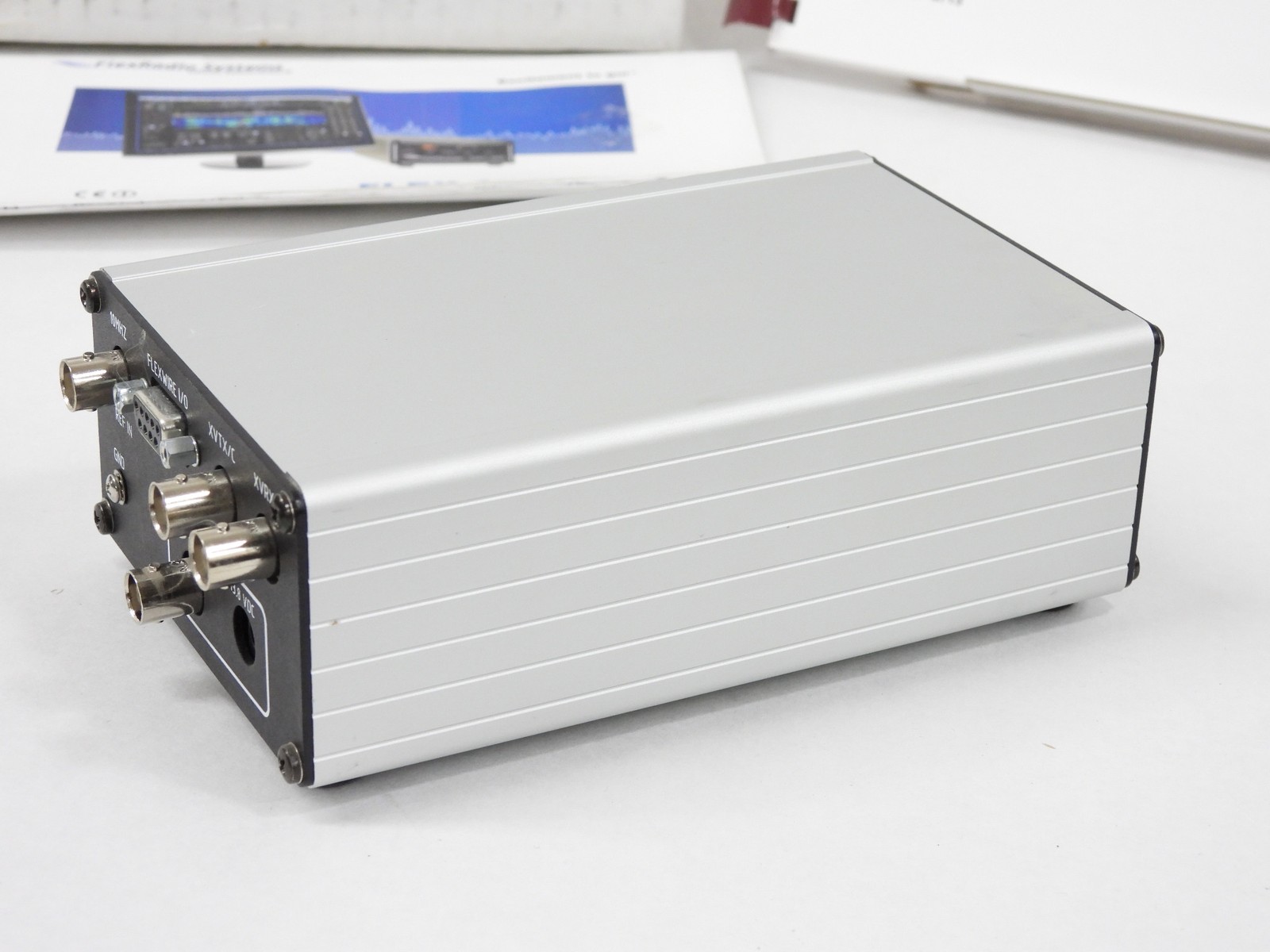 Flex Radio 1500 SDR Transceiver + Mic + Box (excellent)