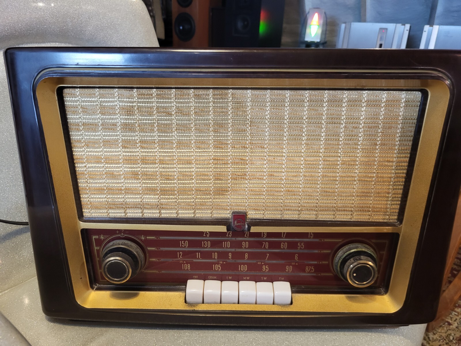 Vintage Norelco Tube Radio 1950's BX433 BX 433