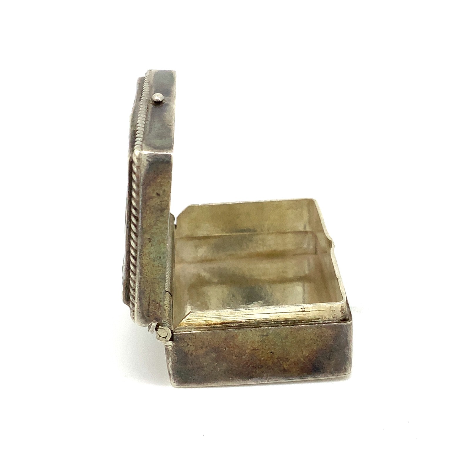 Antique Embossed Floral Scroll Sterling Silver Vinaigrette