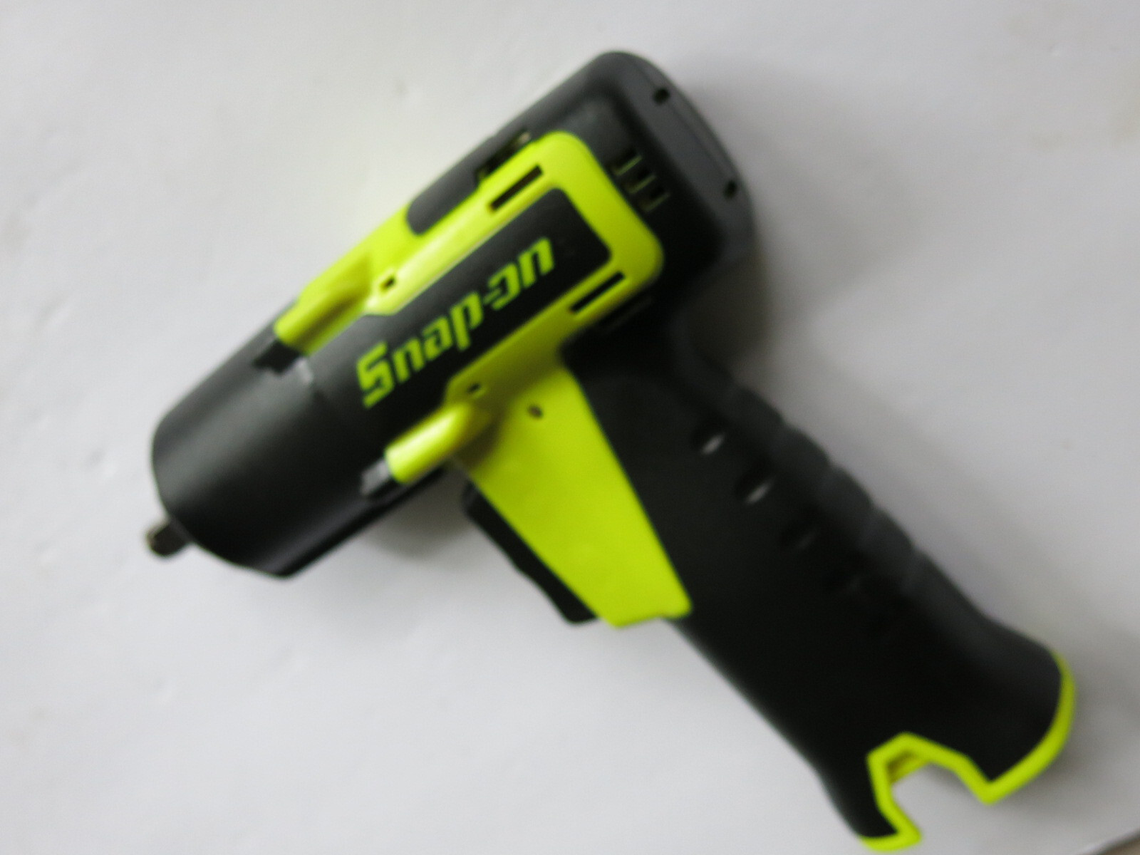 New Snap-on Tools CT761A 14.4v 3/8" Drill Cordless Impact Wrench Hi-Viz