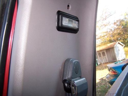 Universal 12V Auto Courtesy Flip Light