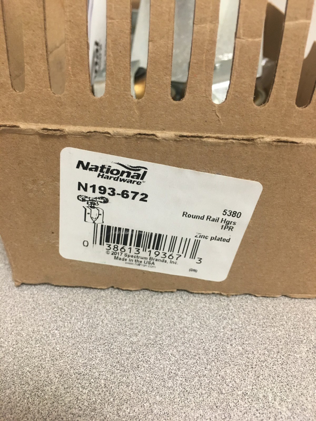 National Hardware Steel Flexible Round Rail Hangers 300 lb N193-672