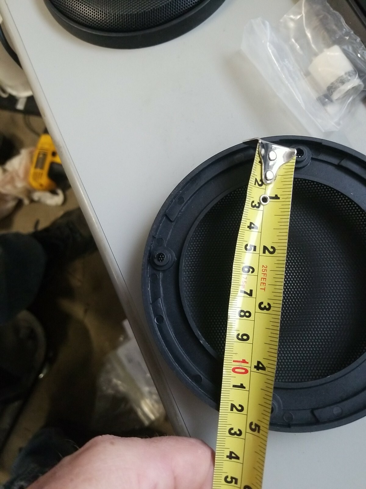 (2) PAIR LOT UNIVERSAL ROUND 4" SPEAKER COVER PROTECTIVE GRILL MESH (read DESC)