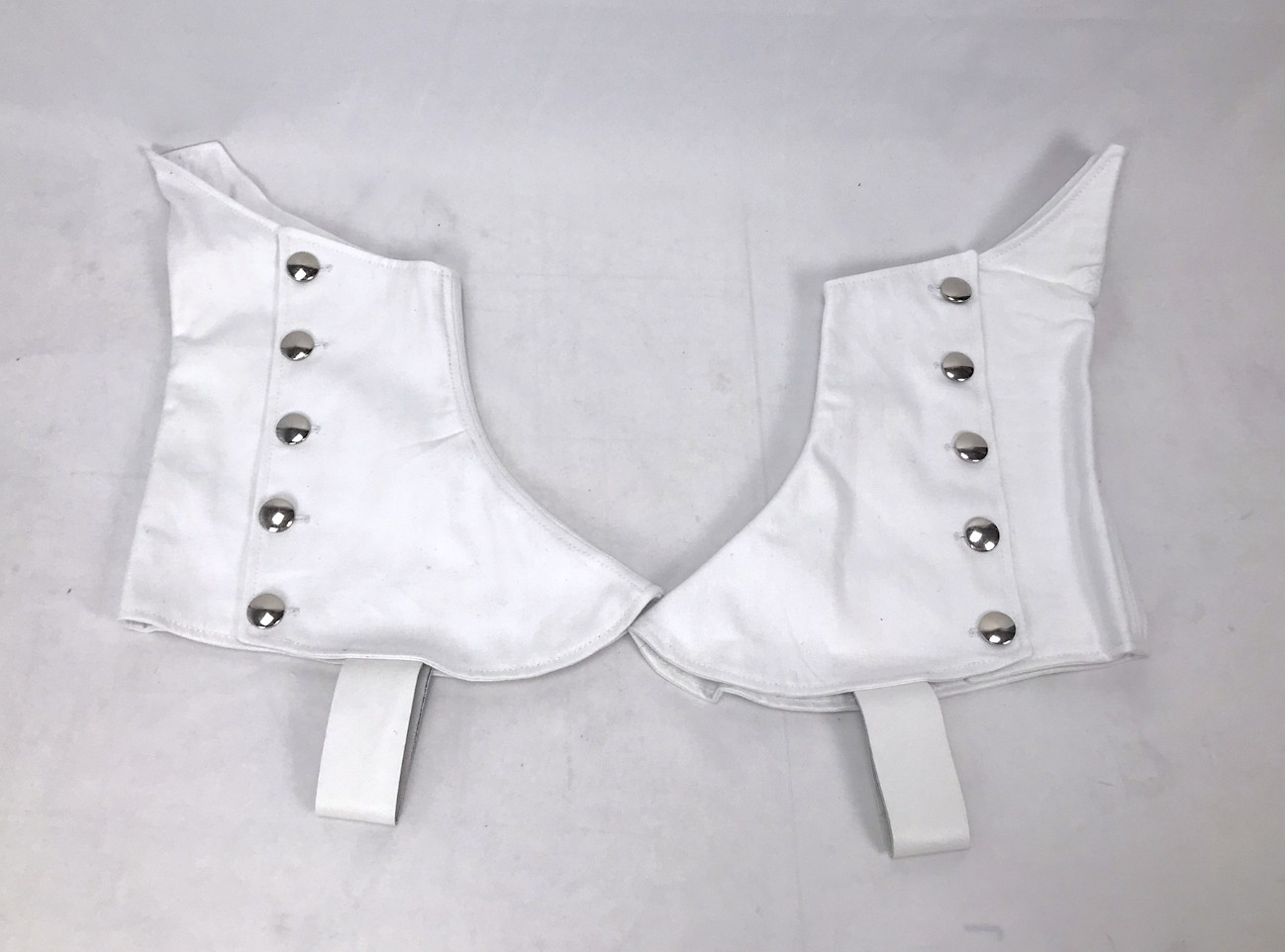 White Spatterdashes with Peaked Rear