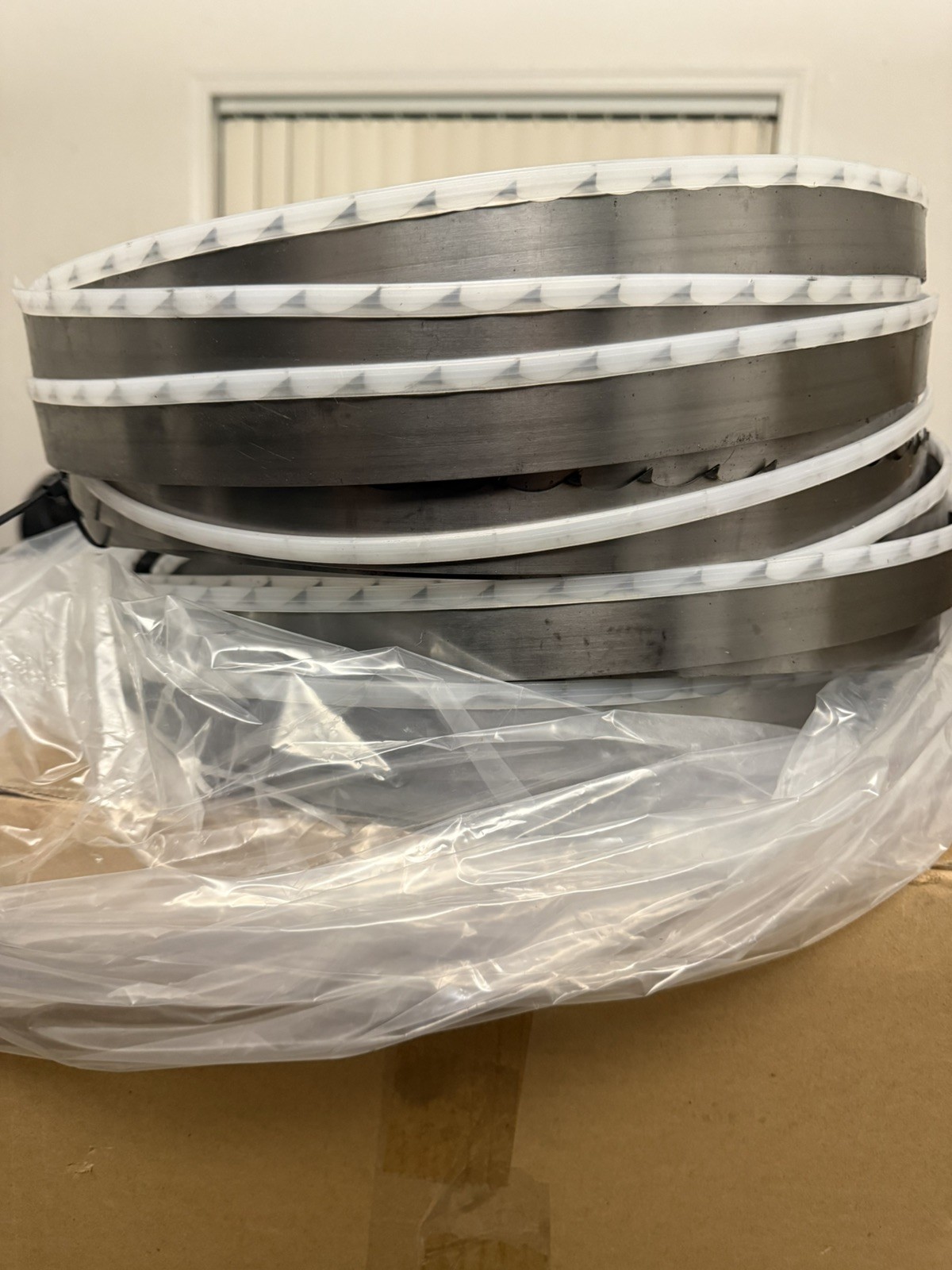 Sawmill Bandsaw Blades 144" Length - Top Quality 10° Hook Angle - 5-Pack