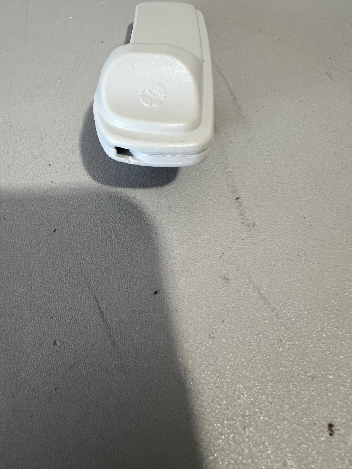 Lot of 100 Security Tags - Anti Theft Sensors Retail Clothing - Pin in Tag