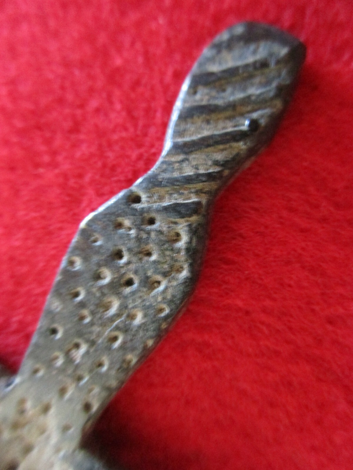 FRENCH BEAVER TAIL JESUIT CROSS, LEATHER STRUNG TRADE NECKLACE, WHA-0226*06294