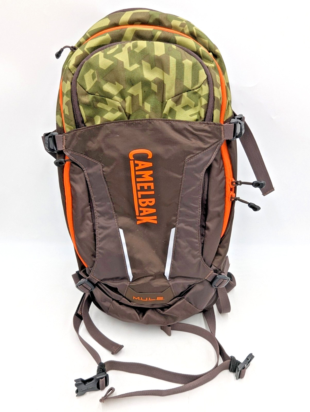 CamelBak Maximum Gear M.U.L.E. Camo Hydration BackPack 3L NO BLADDER